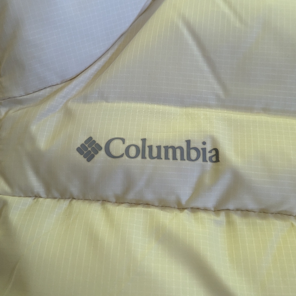 NWT Columbia Puffect Mid Vest Long Length Cream Puffer Vest Size Medium - Picture 5 of 5